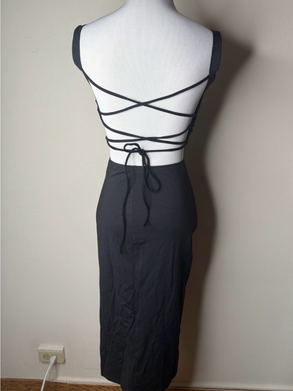 Halara Black Ruched Lace Up Bodycon Midi Dress - Picture 8 of 8